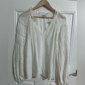 Sundance White Embroidered Blouse